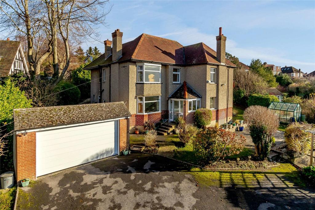 Queensberry Road, Salisbury, SP1 6 bed detached house £795,000