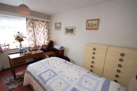 11 Grange Park, Albrighton, Wolverhampton, WV7 3EN
