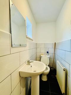 undefined, 262-264 High Road E11 3HS