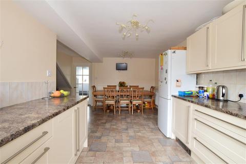 48 Dernier Road, Tonbridge, TN10 3EW