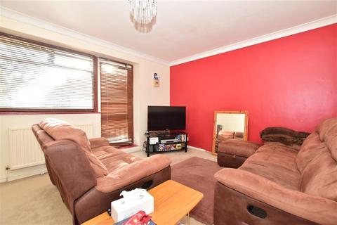97 Hatch Gardens, Tadworth, KT20 5LD