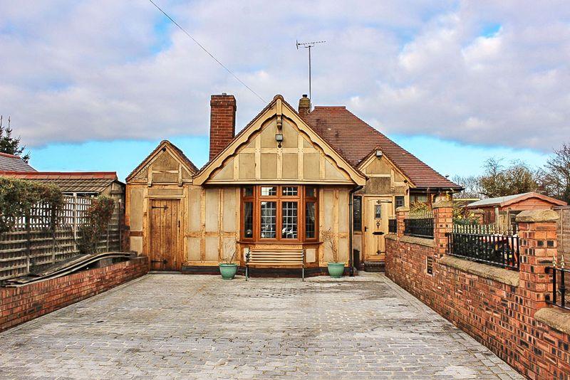 Bilston Street, SEDGLEY, DY3 1JA 2 bed detached bungalow £329,950