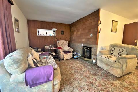 76 Brooklands Avenue, Walsall, WS6 6LG