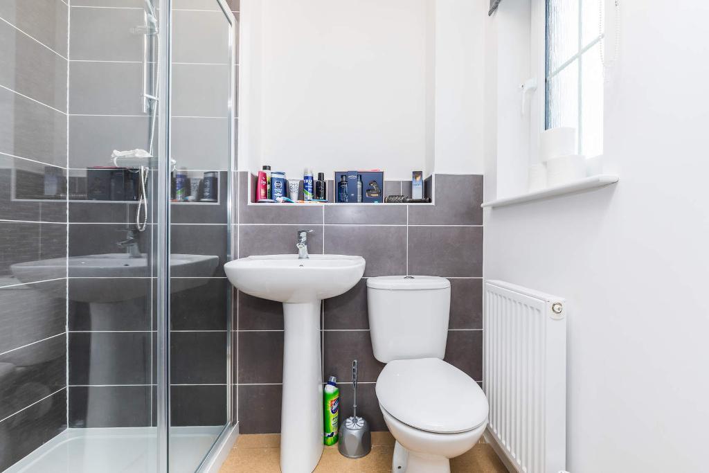 En Suite Shower room