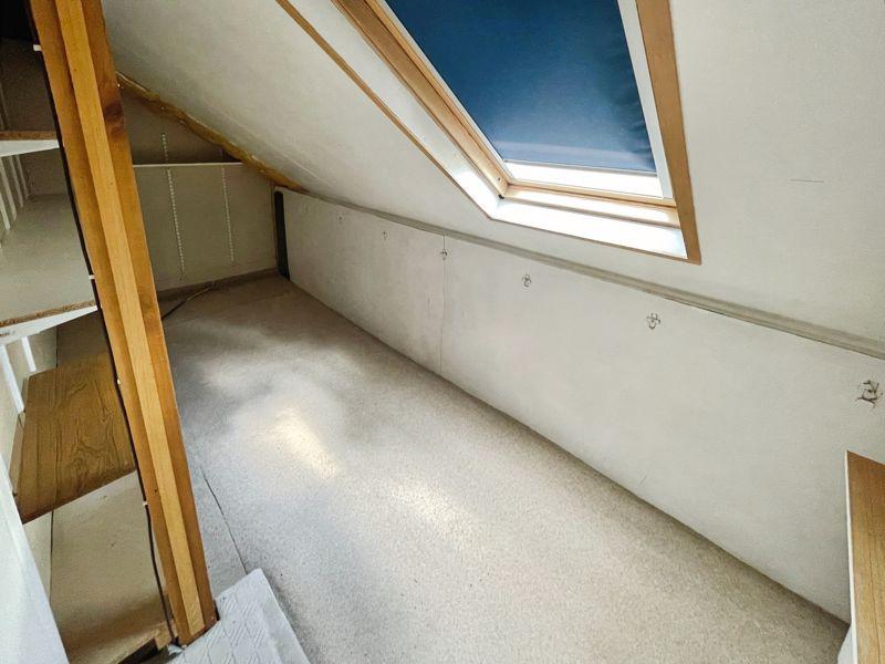 Eaves storage