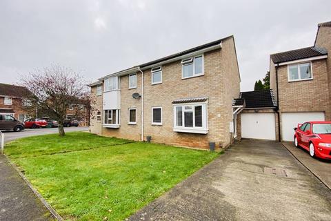 2 Ashcombe Crescent, Bristol, BS30 5NX