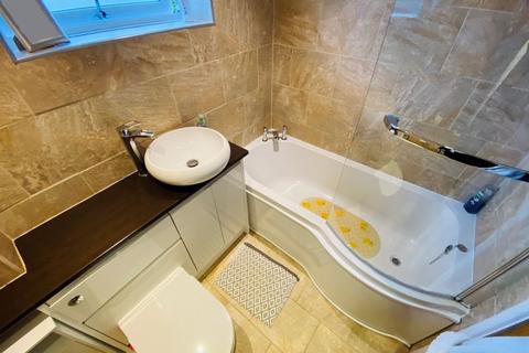 2 Ashcombe Crescent, Bristol, BS30 5NX