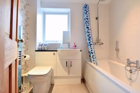 26 Henders, Stony Stratford, Milton Keynes, MK11 1RB