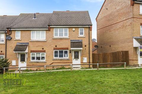 47 Nightingale Crescent, Harold Wood, Romford, RM3 0GD