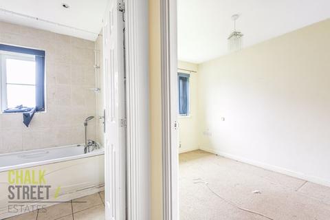 47 Nightingale Crescent, Harold Wood, Romford, RM3 0GD