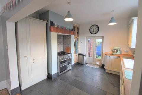 2 Acton Road, Rhosddu, Wrexham, LL11 2NA
