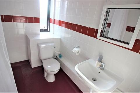 2 bedroom apartment for sale, Nash Way, Harrow HA3