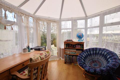 16 Boughthayes, Tavistock, PL19 8EF