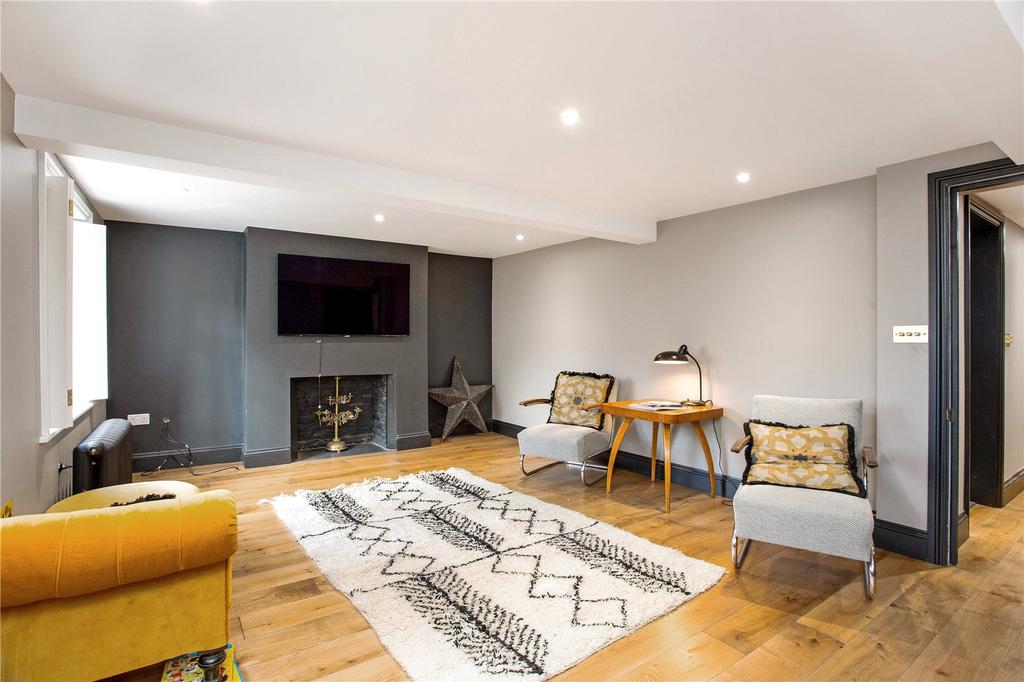24 Gratton Road