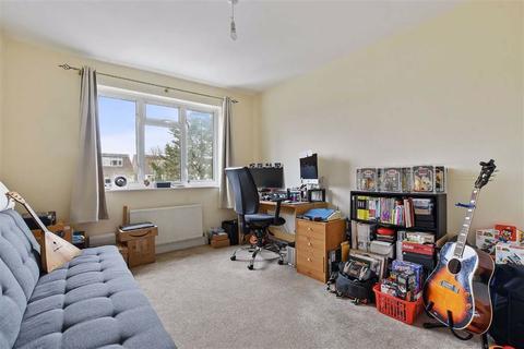 38 Liddell Gardens, London, NW10 3QD