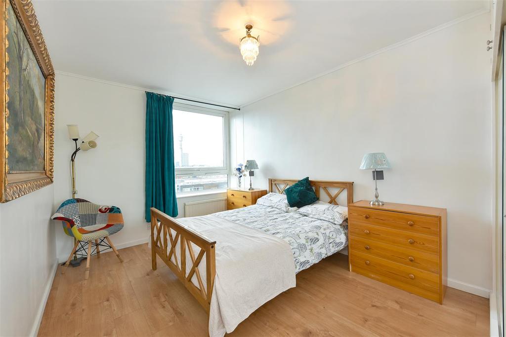 Flat 42, 1-6 Dufours Place (1).JPG