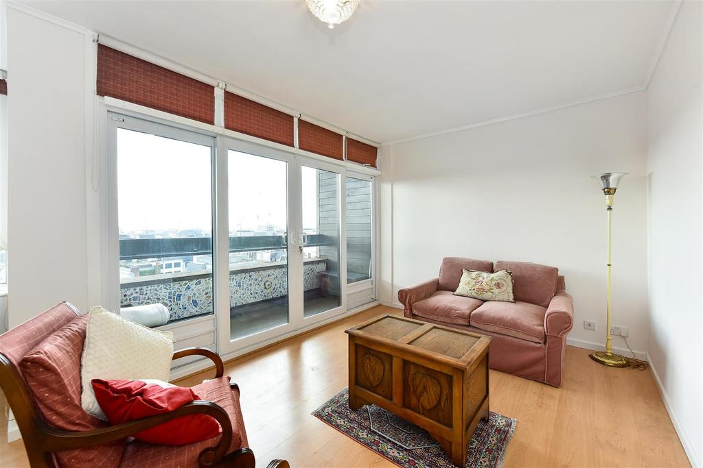 Flat 42, 1-6 Dufours Place (8).JPG