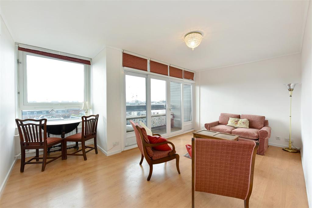 Flat 42, 1-6 Dufours Place (3).JPG