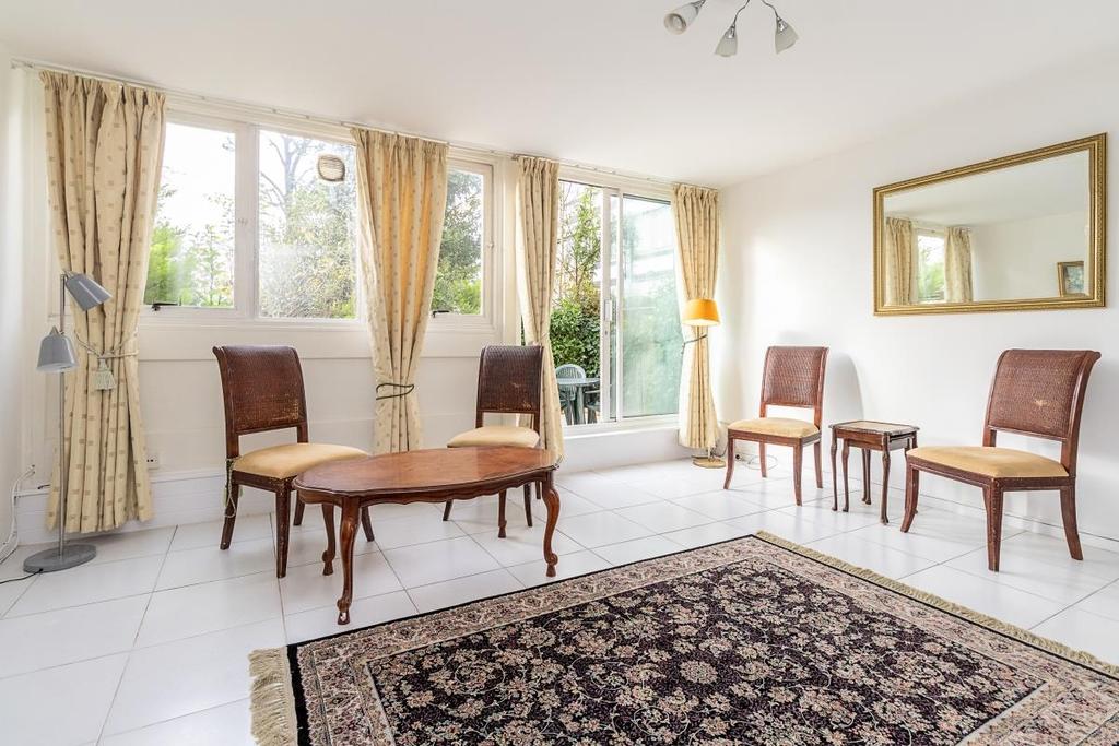 Atholl House, Maida Vale, W9 3 bed apartment £2,249 pcm (£519 pw)