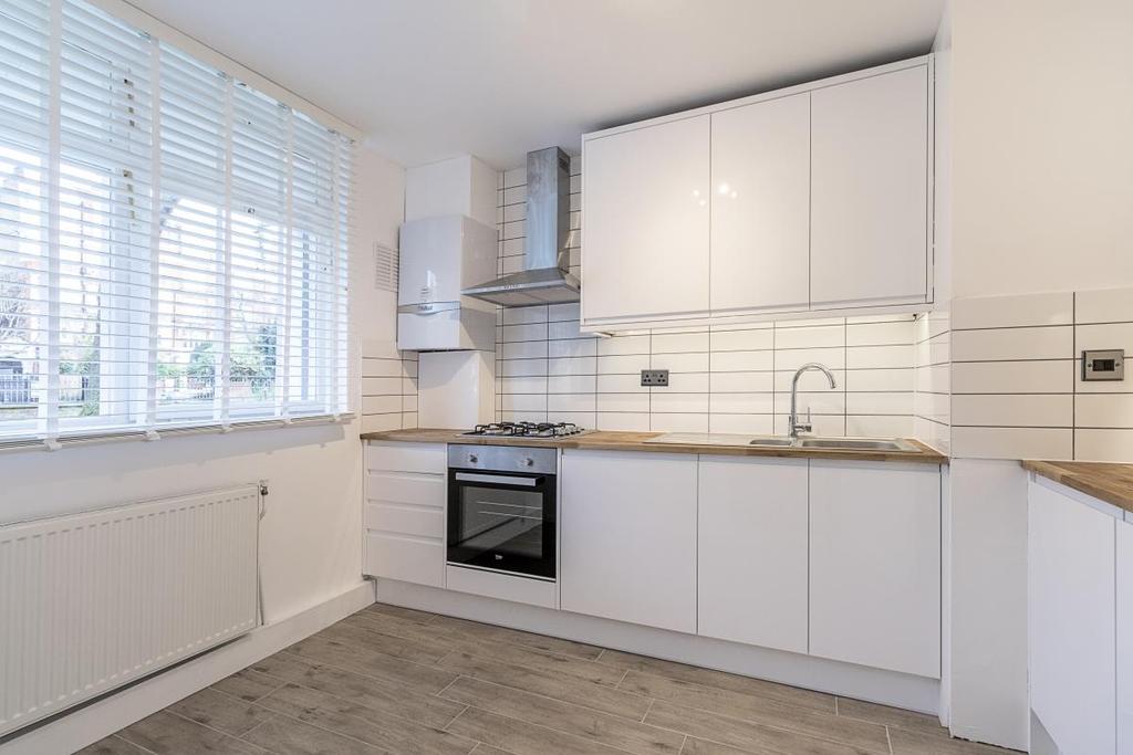 Atholl House, Maida Vale, W9 3 bed apartment £2,249 pcm (£519 pw)