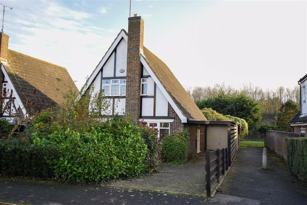 Fallowfield, Wellingborough 2 bed detached house £725 pcm (£167 pw)