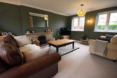 5 Caistor Road, Gretton, Corby, NN17 3DL