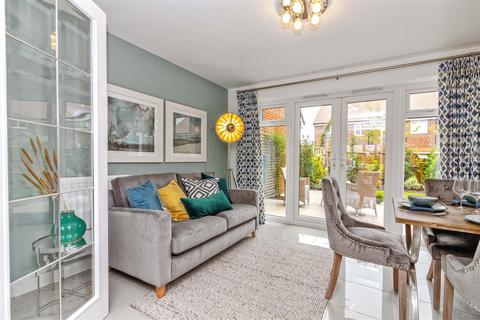 38 Geranium Drive, Worthing, BN13 3WQ