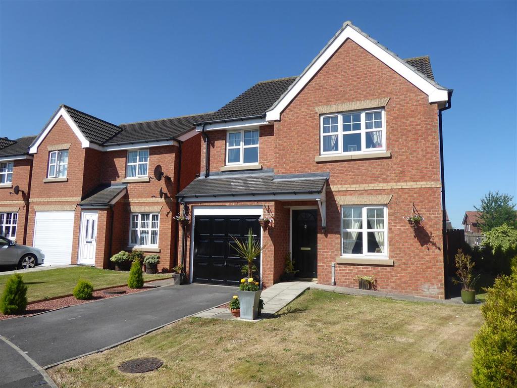 Richmond Way, Darlington 4 bed detached house £165,000