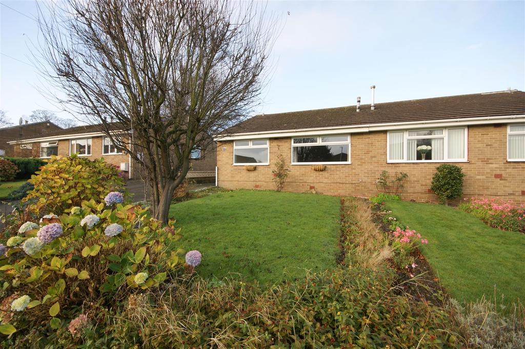 Foxcroft Drive, Brighouse 2 bed semidetached bungalow £169,000
