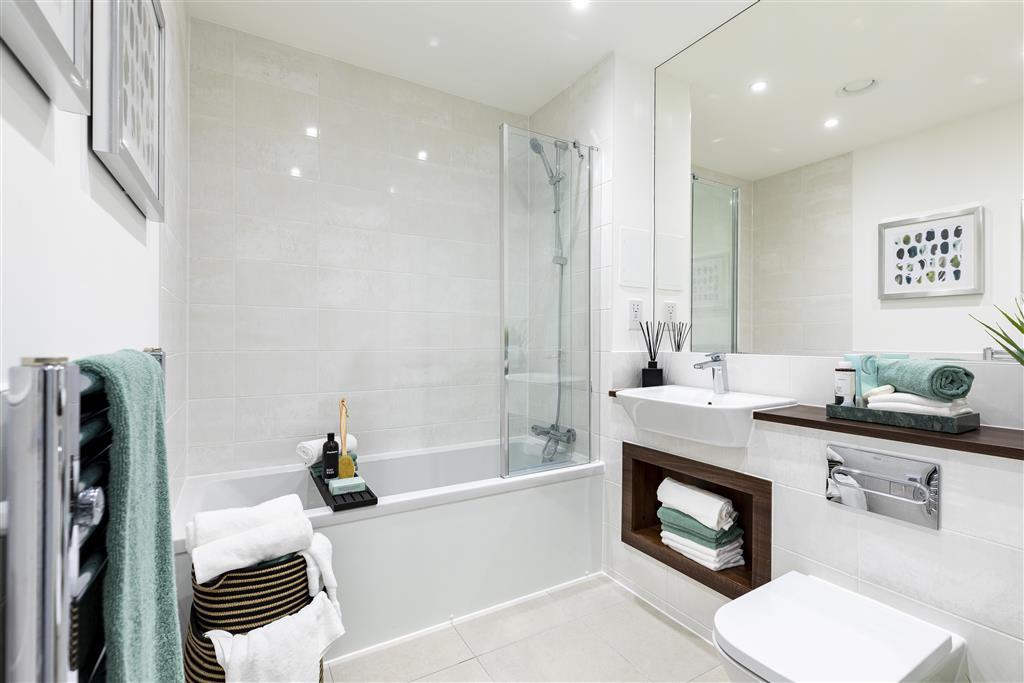 Osiers Square Show Apartment