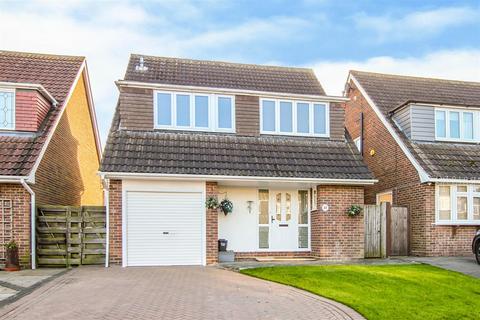 22 Parsonage Field, Doddinghurst, Brentwood, CM15 0RN