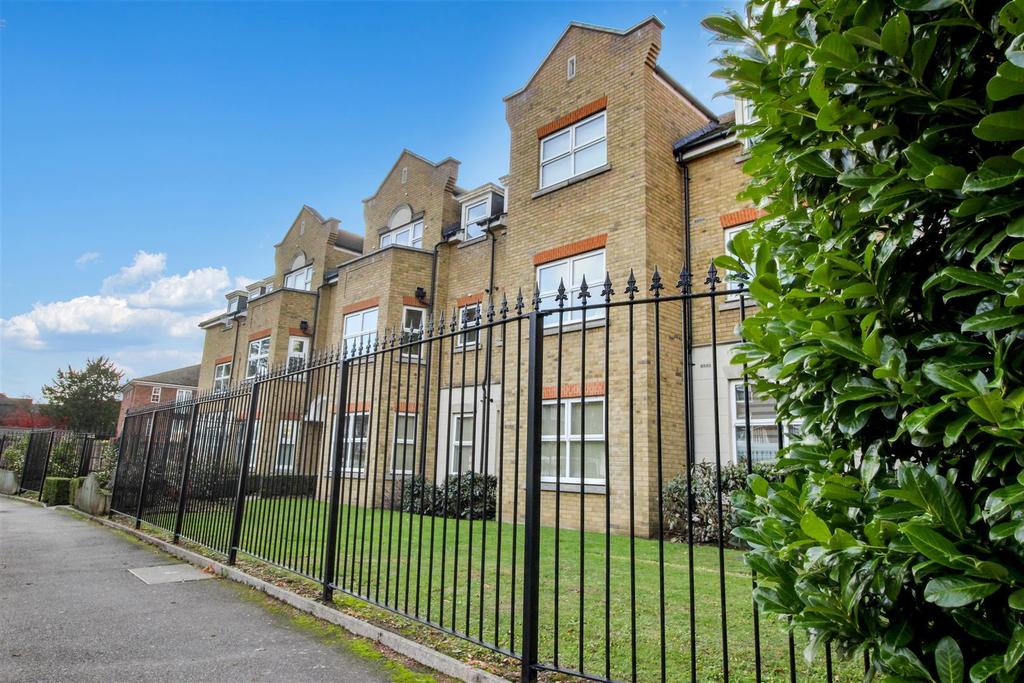 Salmons Brook House, Windmill Hill, Enfield 2 bed flat £380,000