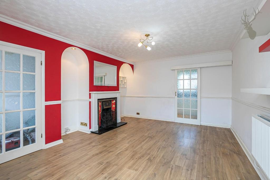 Green Glade, Theydon Bois, Epping 3 bed terraced house £1,700 pcm (£