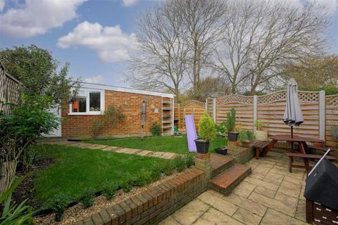 45 Cox Lane, Epsom, KT19 9NA