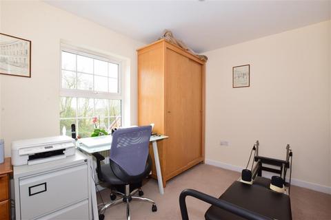14 Bridger Close, Felpham, Bognor Regis, PO22 8FT