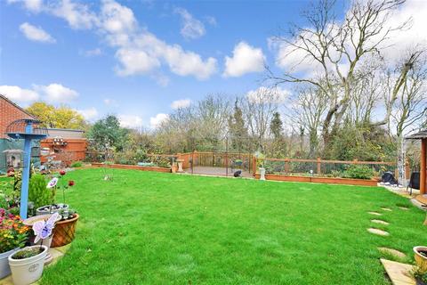 14 Bridger Close, Felpham, Bognor Regis, PO22 8FT
