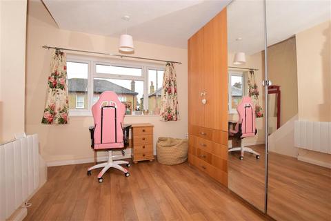 11a Percy Road, Mitcham, CR4 4JW