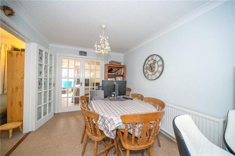 7 Bridge Garth, Clifford, Wetherby, LS23 6HF