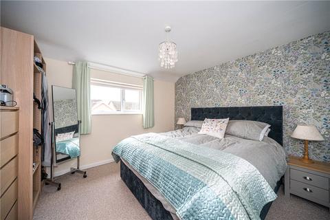 7 Bridge Garth, Clifford, Wetherby, LS23 6HF