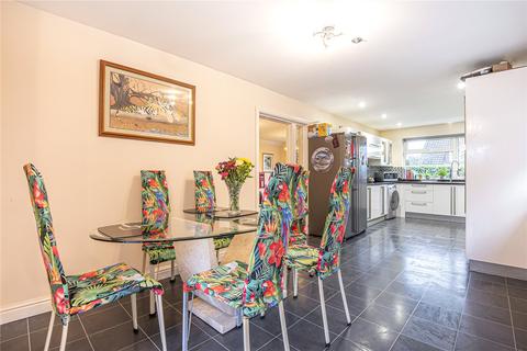 32 Brook Way, Romsey, SO51 7JZ