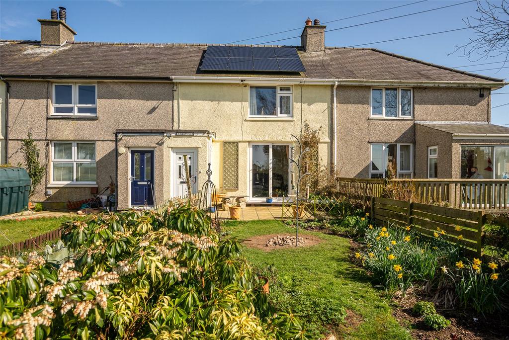 Capel Coch, Llangefni, Anglesey, LL77 3 bed terraced house £180,000