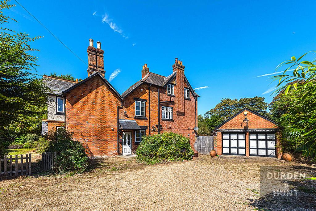 Hawley Road, Camberley, Surrey, GU17 6 bed detached house £950,000