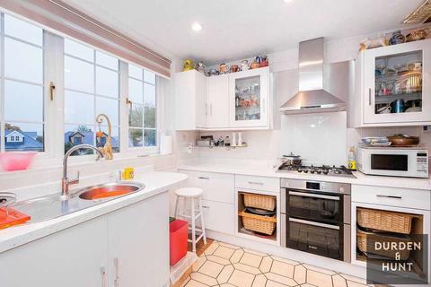 34 Bower Hill, Epping, CM16 7AL