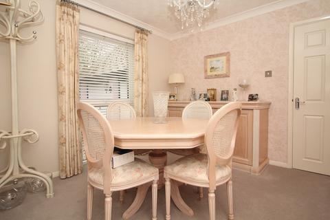 18 Pyne Gate, Galleywood, Chelmsford, CM2 8QG