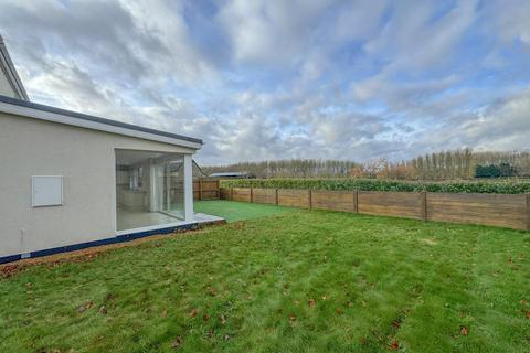 3 bedroom semi-detached house to rent, Plantation Stud Cottages, Plantation Stud, Snailwell, Suffolk, CB8