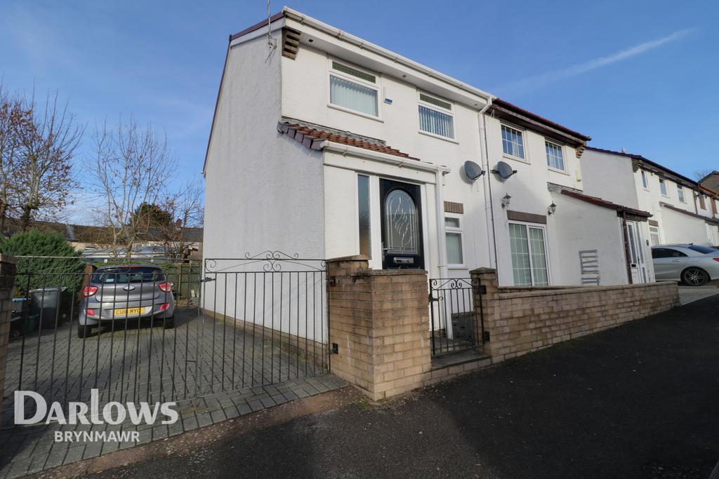 Queen Street, Blaina 3 bed semidetached house £135,000