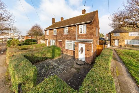 12 Kingsbridge Close, Romford, RM3 8PB