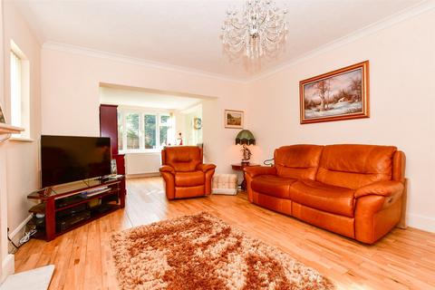 4 bedroom detached house for sale, Lonsdale Avenue, Margate, Kent