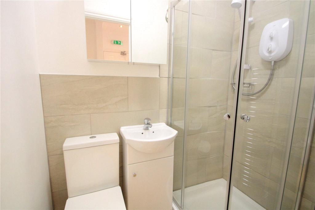 GFF Shower Room