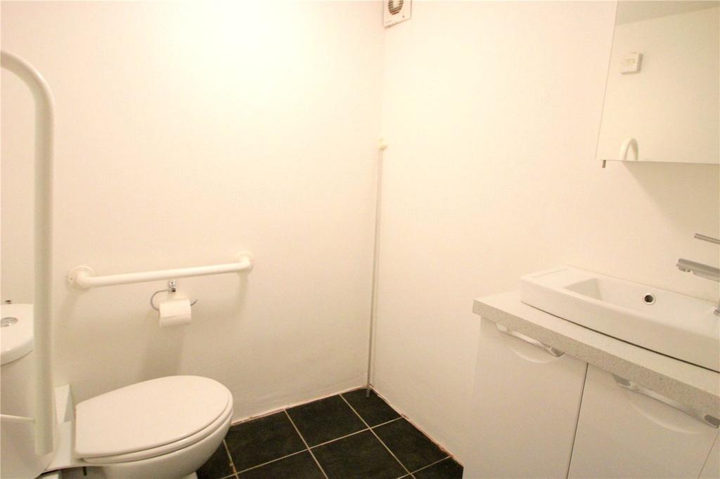 Shop WC 1